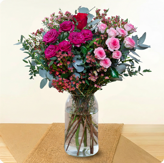 Ramo Amor Único — rosas rojas y fucsia 1
